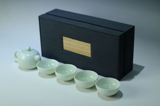 龍泉青瓷上海精品會館 以金屬為骨，續寫千年瓷韻